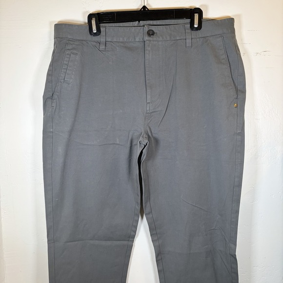 VUORI NWOT Cascade Tech Chino Pants 36